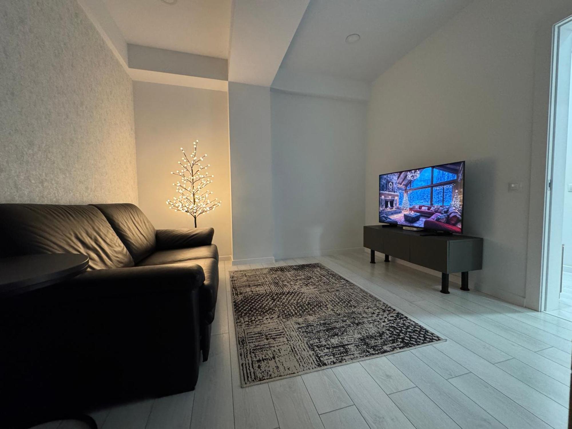 Rentnow Large And Cozy Apartment In The Center, Parking Chisinau Exterior foto