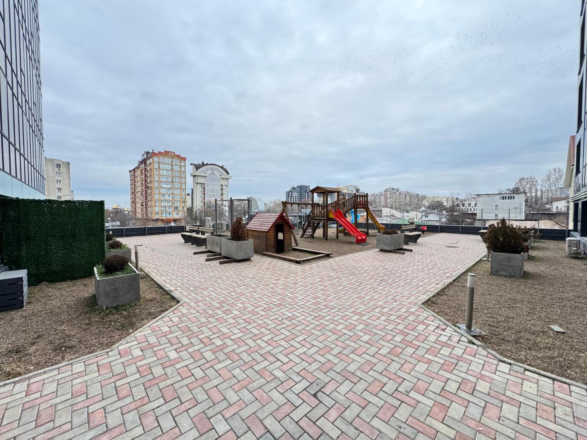 Rentnow Large And Cozy Apartment In The Center, Parking Chisinau Exterior foto